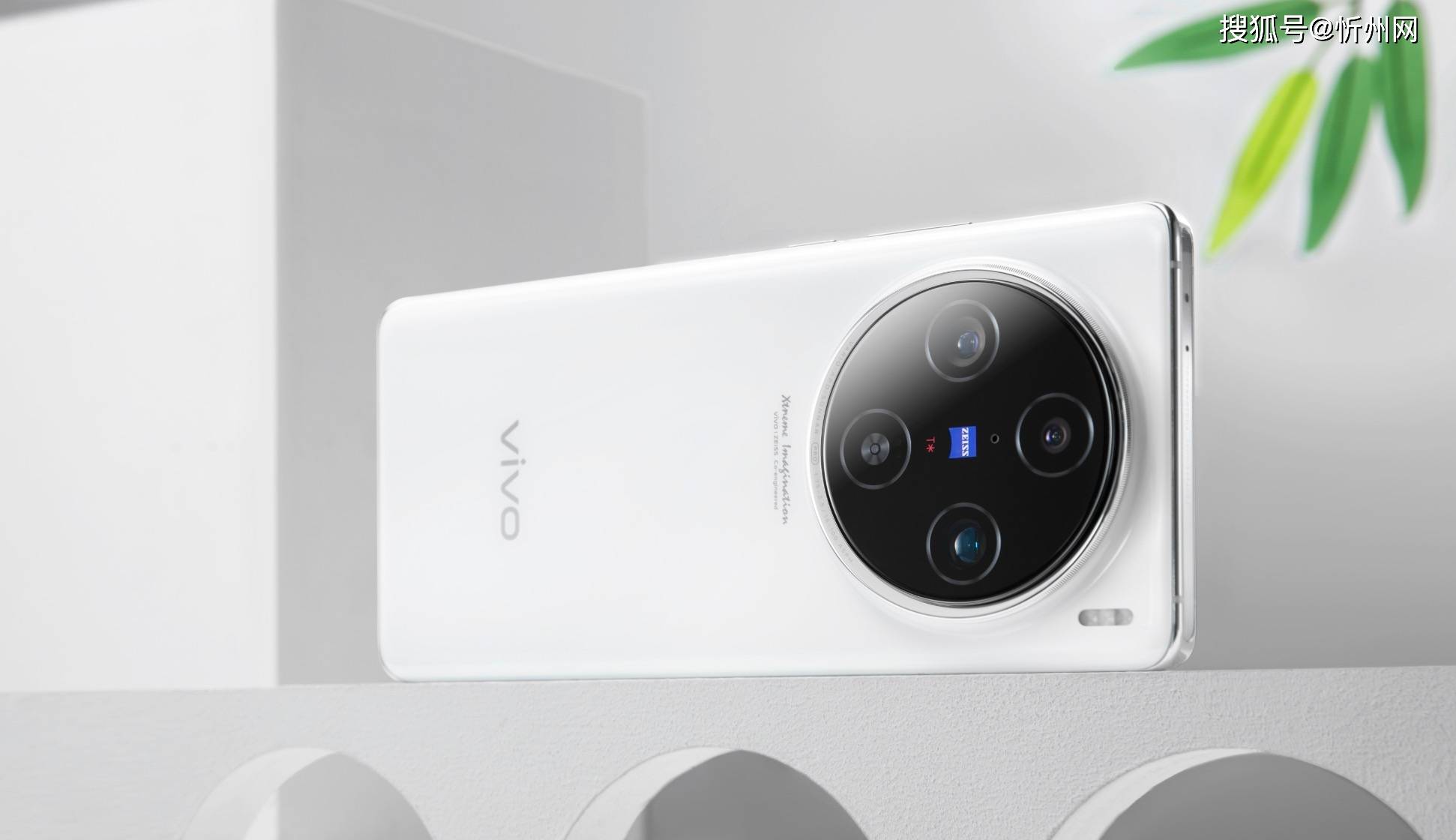 皇冠信用网如何申请
_从5599元跳水至3499元皇冠信用网如何申请
,16G+512G+100倍变焦,高端机跌至中端机市场