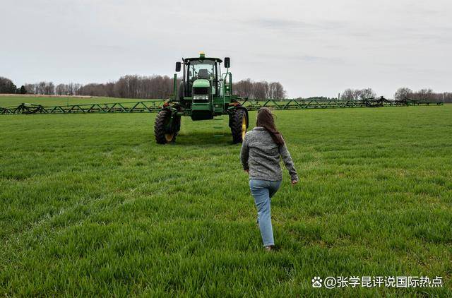 皇冠信用網代理登3
_40艘大船停靠中国舟山港皇冠信用網代理登3
，特朗普不长记性，中国早把后路设计好了