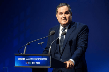 皇冠信用最新地址
_匈牙利经济部长:“没看到能与中国媲美的美国投资潜力”皇冠信用最新地址
,不会削弱与华经济联系