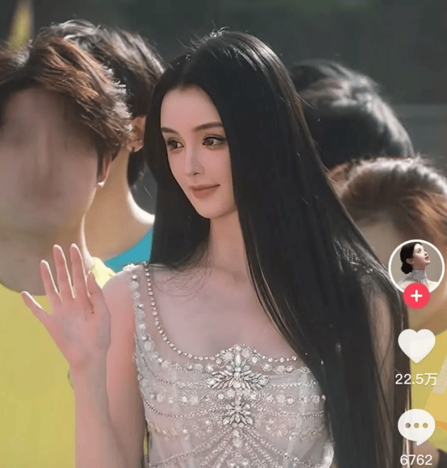 皇冠信用代理流程
_新娘因长相太美被质疑AI换脸皇冠信用代理流程
，拍摄者：她们一家都很美