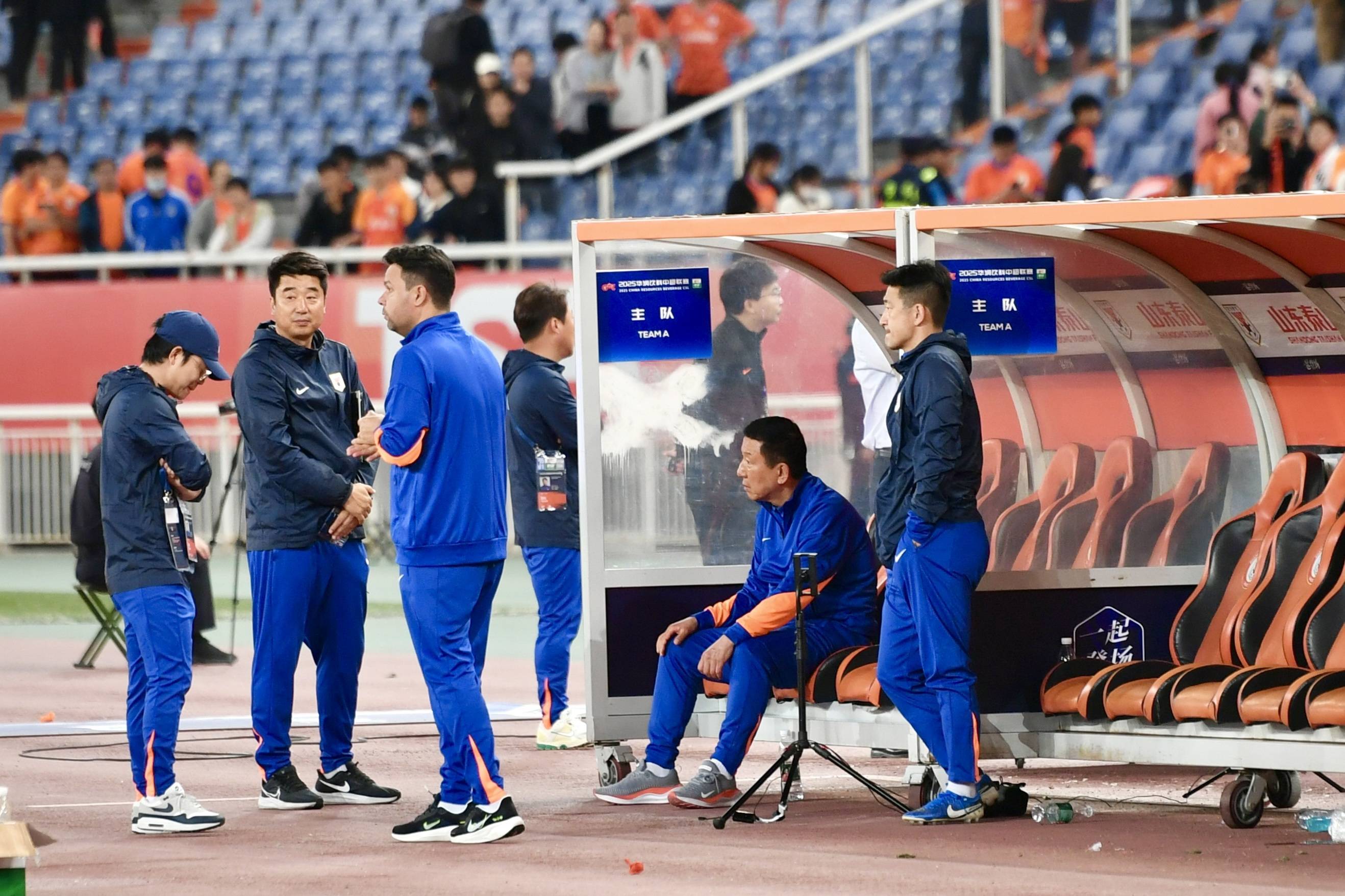 皇冠信用网会员申请
_韩媒：崔康熙赛后高血压令人震惊皇冠信用网会员申请
，他被泰山主场球迷高喊下课