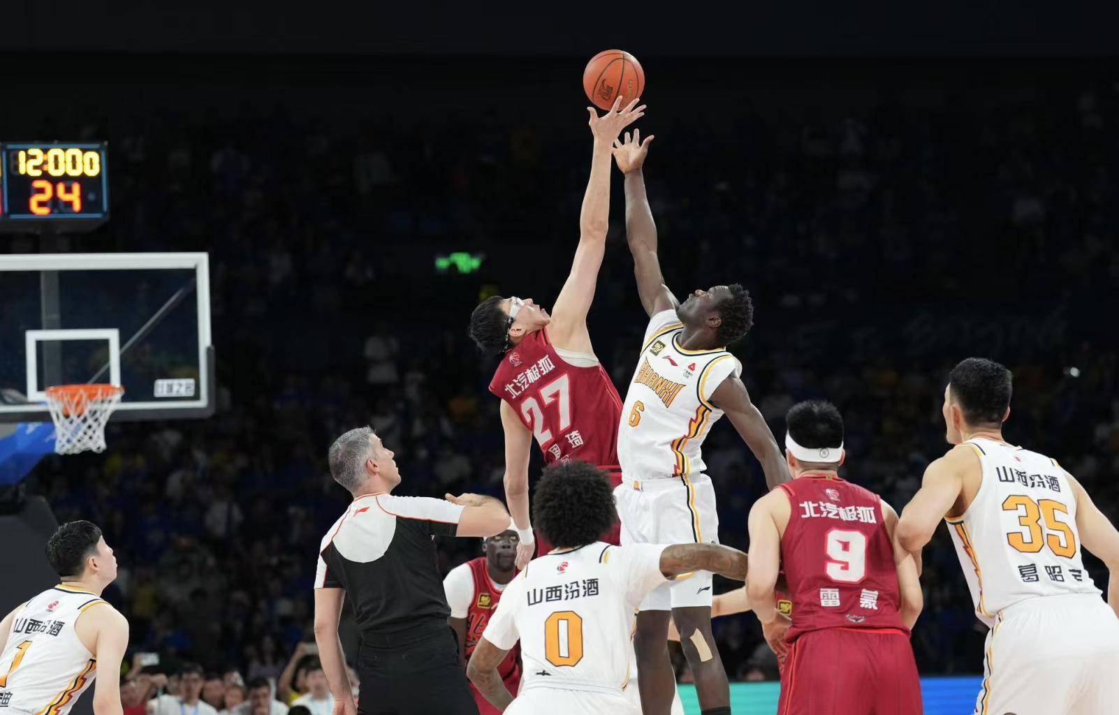 足球比赛外围买球网站
_少足球比赛外围买球网站
了两主将 照样三比零 北京北汽队冲进总决赛