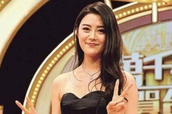 足球比赛外围买球网站
_37岁知名女星为求生当服务员、摆地摊足球比赛外围买球网站
，称自己只是一个赡养父母、交房租的普通人