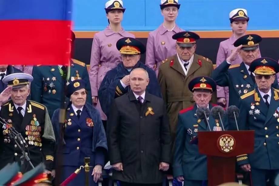 皇冠信用盘代理注册
_20多国将齐聚莫斯科皇冠信用盘代理注册
,中方代表起身前,普京当众为76年的老伙计高调表态