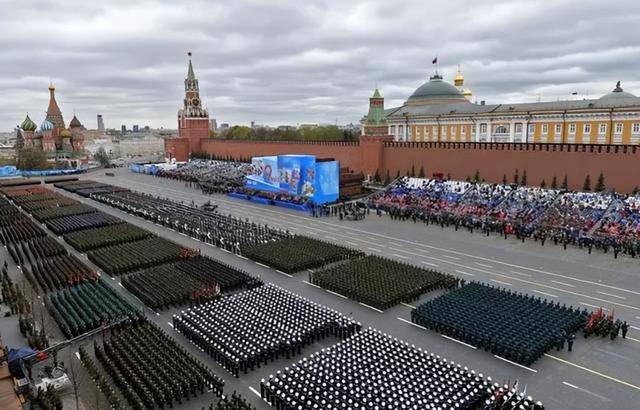 如何申请到皇冠信用網
_俄红场大阅兵如何申请到皇冠信用網
,中国给足了面子!高规格出席,还送上了一份大礼