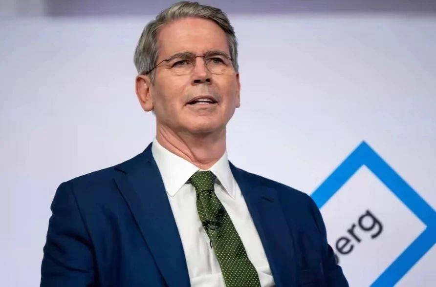 皇冠信用網开户
_特朗普态度突变皇冠信用網开户
，每天24小时紧盯中国，中美谈判出现重大转机？