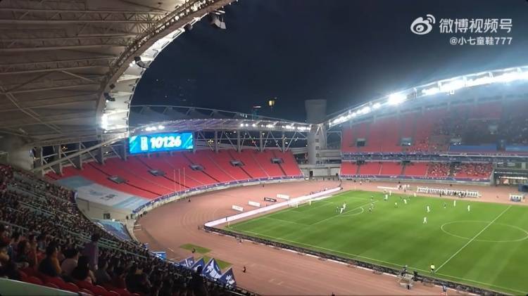 皇冠信用网怎么注册
_连续两轮破万皇冠信用网怎么注册
,武汉三镇本轮现场观众人数为10126人