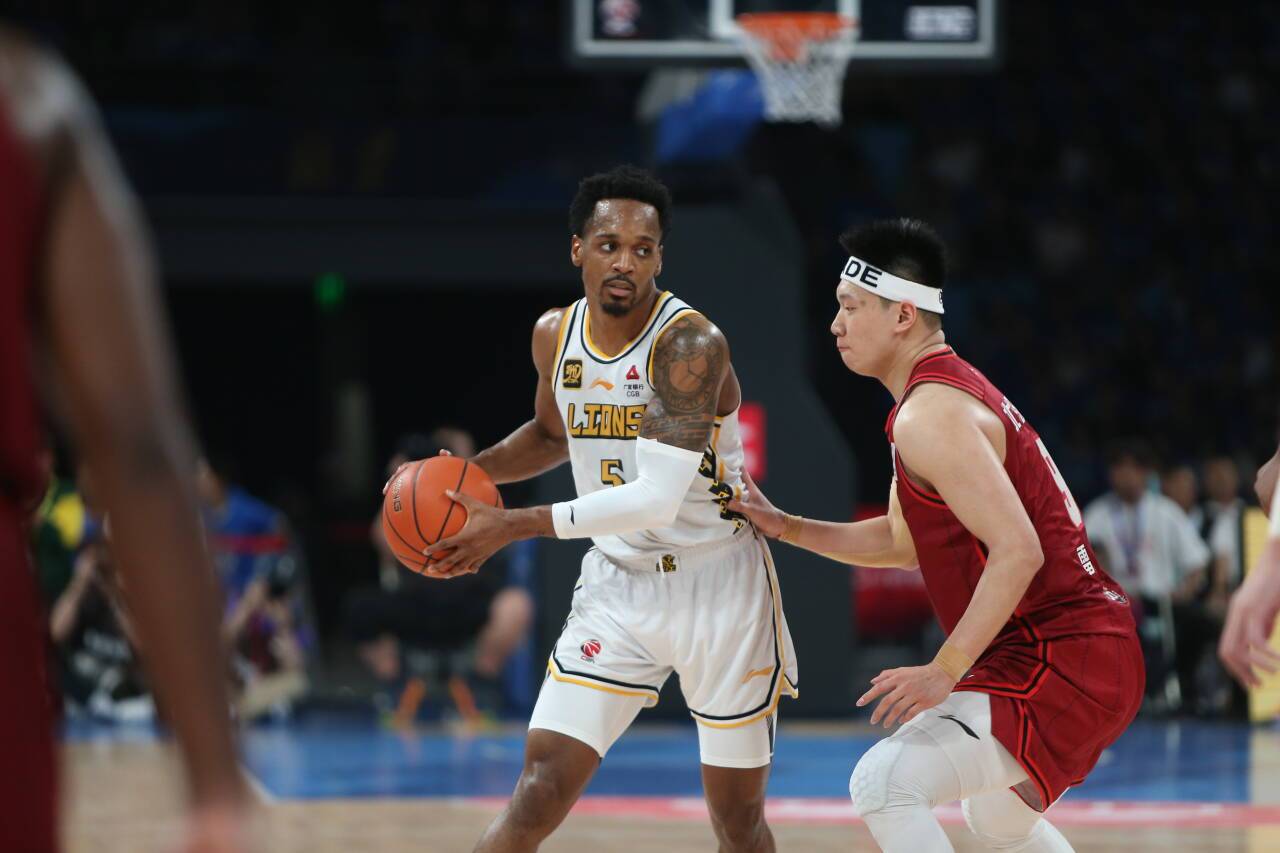 皇冠信用網登2代理申请
_总决赛-布朗44分周琦26+13 广厦客场逆转北京总分2-1