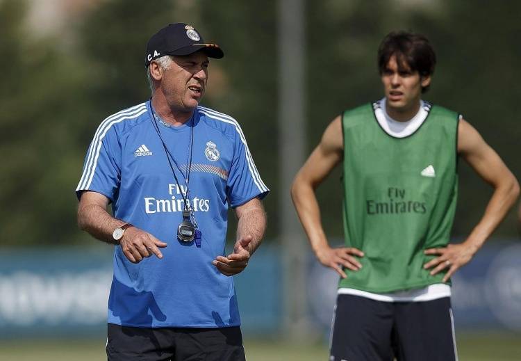 皇冠信用出租代理
_巴西媒体：安切洛蒂联系卡卡皇冠信用出租代理
，希望后者加盟自己在巴西的教练组