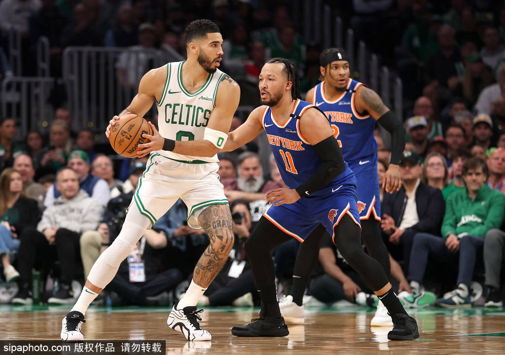 皇冠信用盘开通
_NBA惊天抢七!约基奇封神拒绝出局皇冠信用盘开通
,掘金雷霆巅峰对决!2025季后赛谁主沉浮?