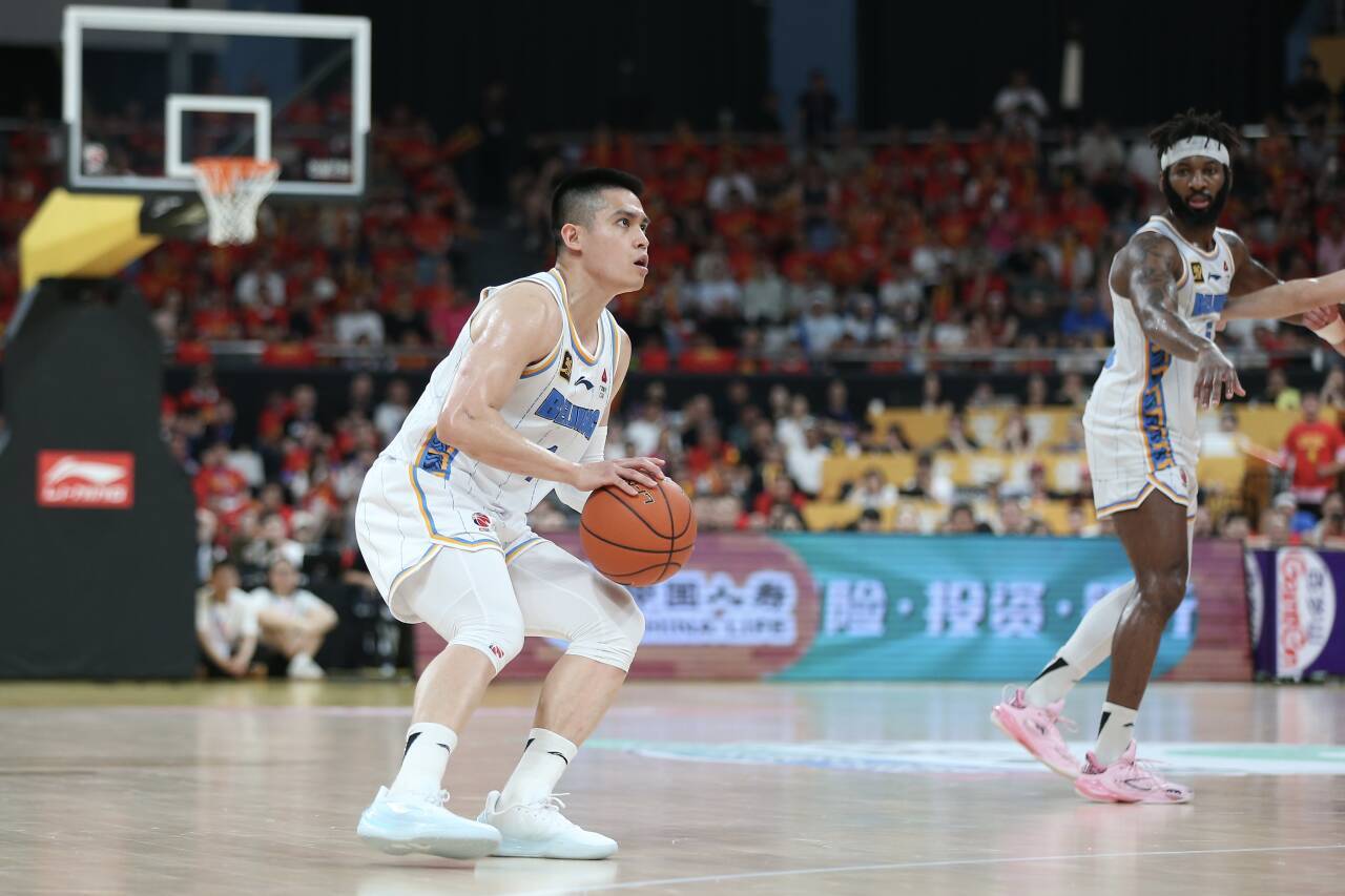 皇冠信用网如何申请
_总决赛-翟晓川关键2罚定胜 北京客场擒广厦总分2-3