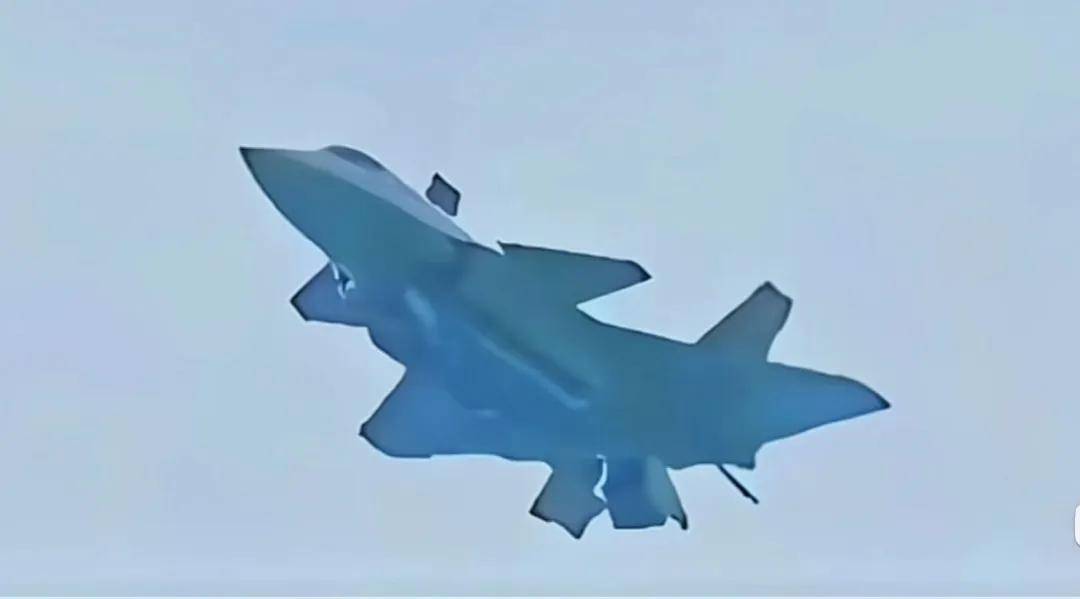 皇冠信用网登2代理
_全网热议皇冠信用网登2代理
！中国歼-20C垂直起降战机首飞了？