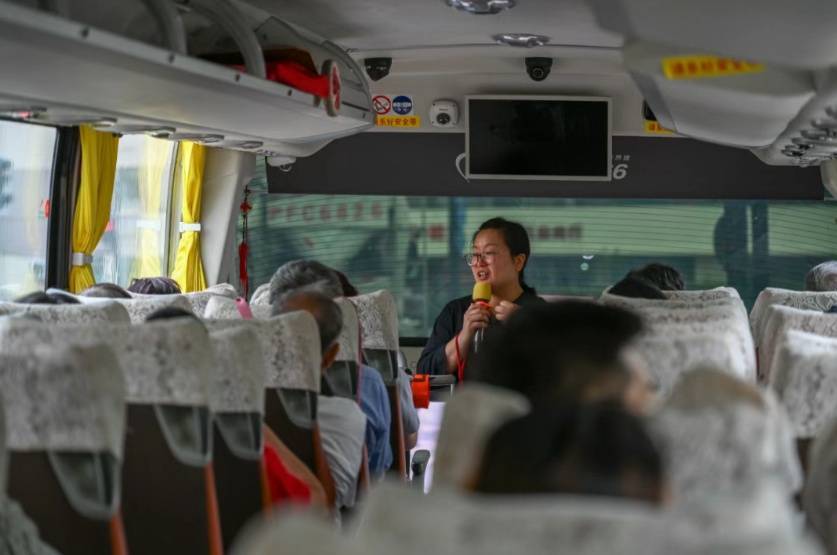 如何申请皇冠信用網
_上海“买菜大军”去江苏买菜如何申请皇冠信用網
！“比市区便宜一半！”