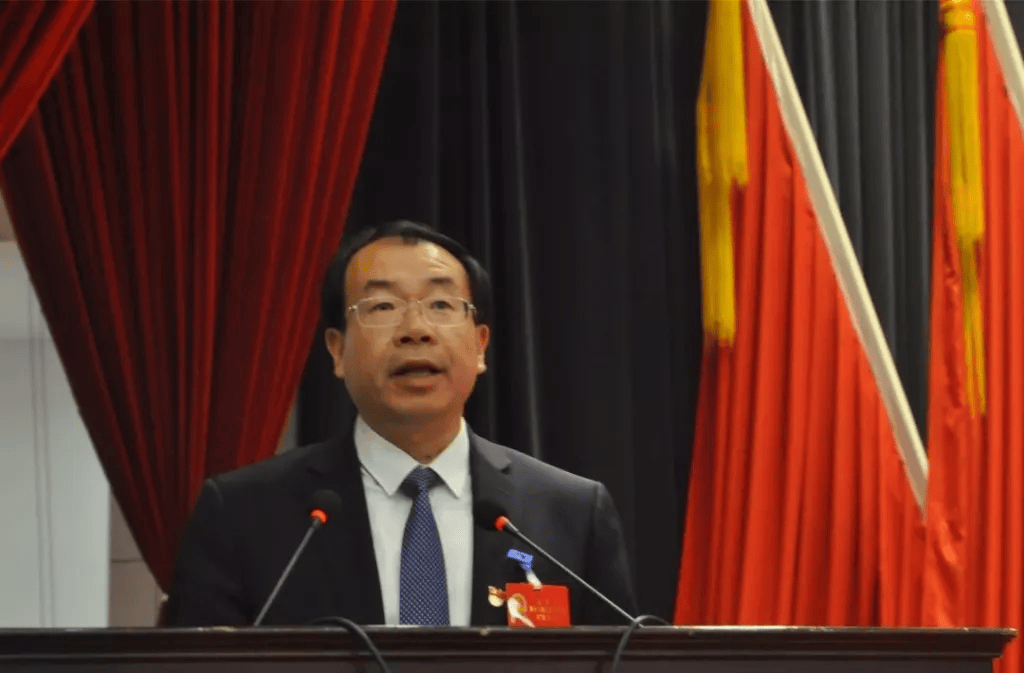 皇冠信用網登3代理注册
_石家庄经开区管委会主任、藁城区委书记王锦山皇冠信用網登3代理注册
，转任市政府二级巡视员