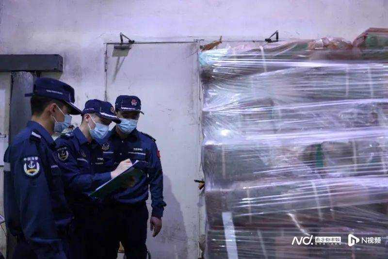 皇冠信用网足球代理
_焚烧牛肚、猪肚等皇冠信用网足球代理
，约1200吨！深圳海警局集中处置