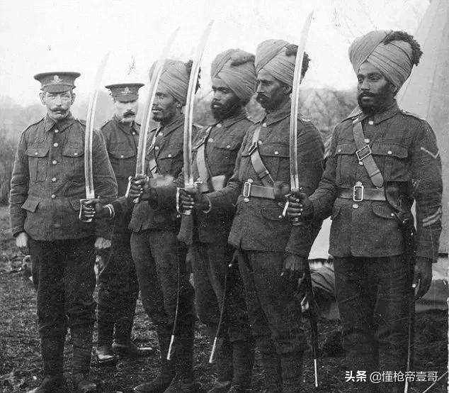 皇冠信用网代理
_印度锡克兵配发专用头盔皇冠信用网代理
，网友：脑袋顶了个窝窝头？｜轻武专栏