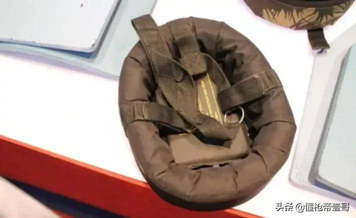 皇冠信用网代理
_印度锡克兵配发专用头盔皇冠信用网代理
，网友：脑袋顶了个窝窝头？｜轻武专栏