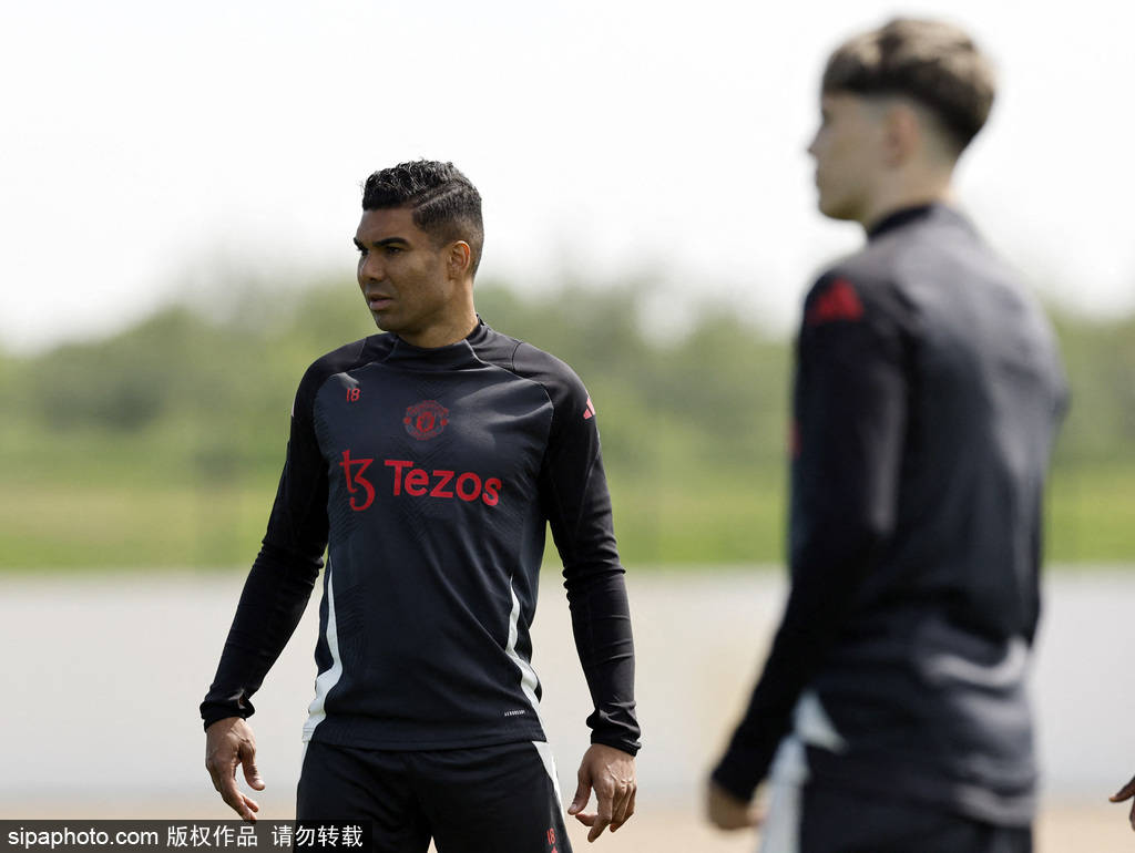 皇冠信用网代理
_曼联砸1.1亿镑豪购双星!阿莫林钦点库尼亚+5000万镑尖刀皇冠信用网代理
,拉师傅B费或让位?