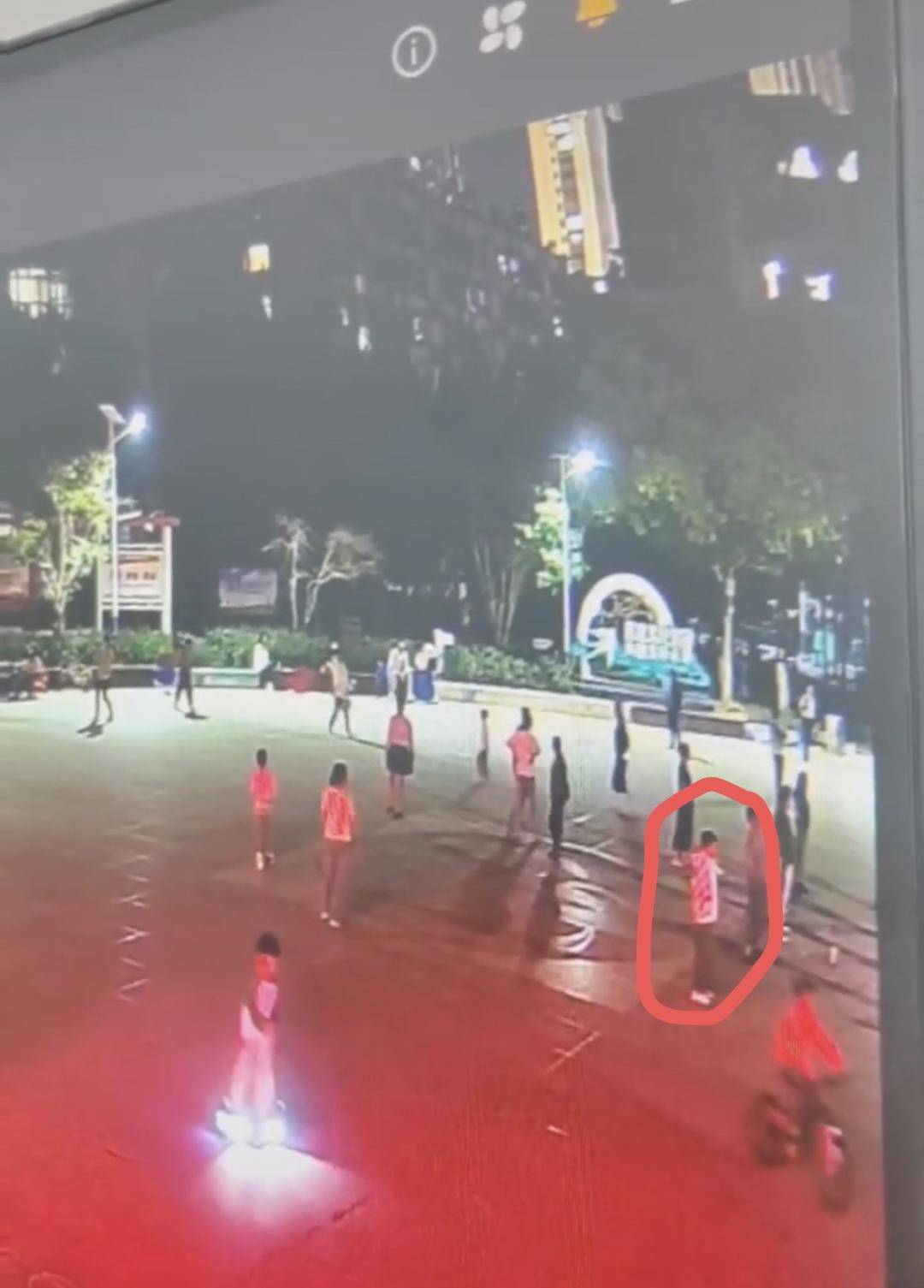 皇冠信用网代理
_17岁女孩在广场跳操时失踪已月余 家属不认同“跳江自杀”皇冠信用网代理
，警方已立案侦查