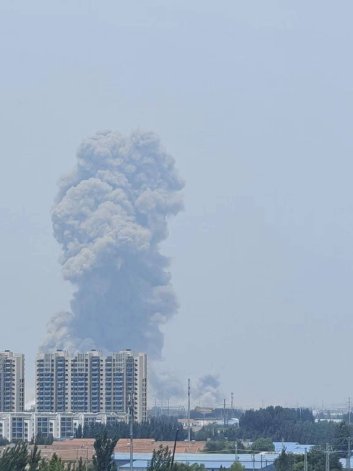 皇冠登一登二登三区别
_山东高密一化工车间发生爆炸皇冠登一登二登三区别
,一公里外饭店窗户被震碎,当地:现场已疏散完毕,具体情况核实中