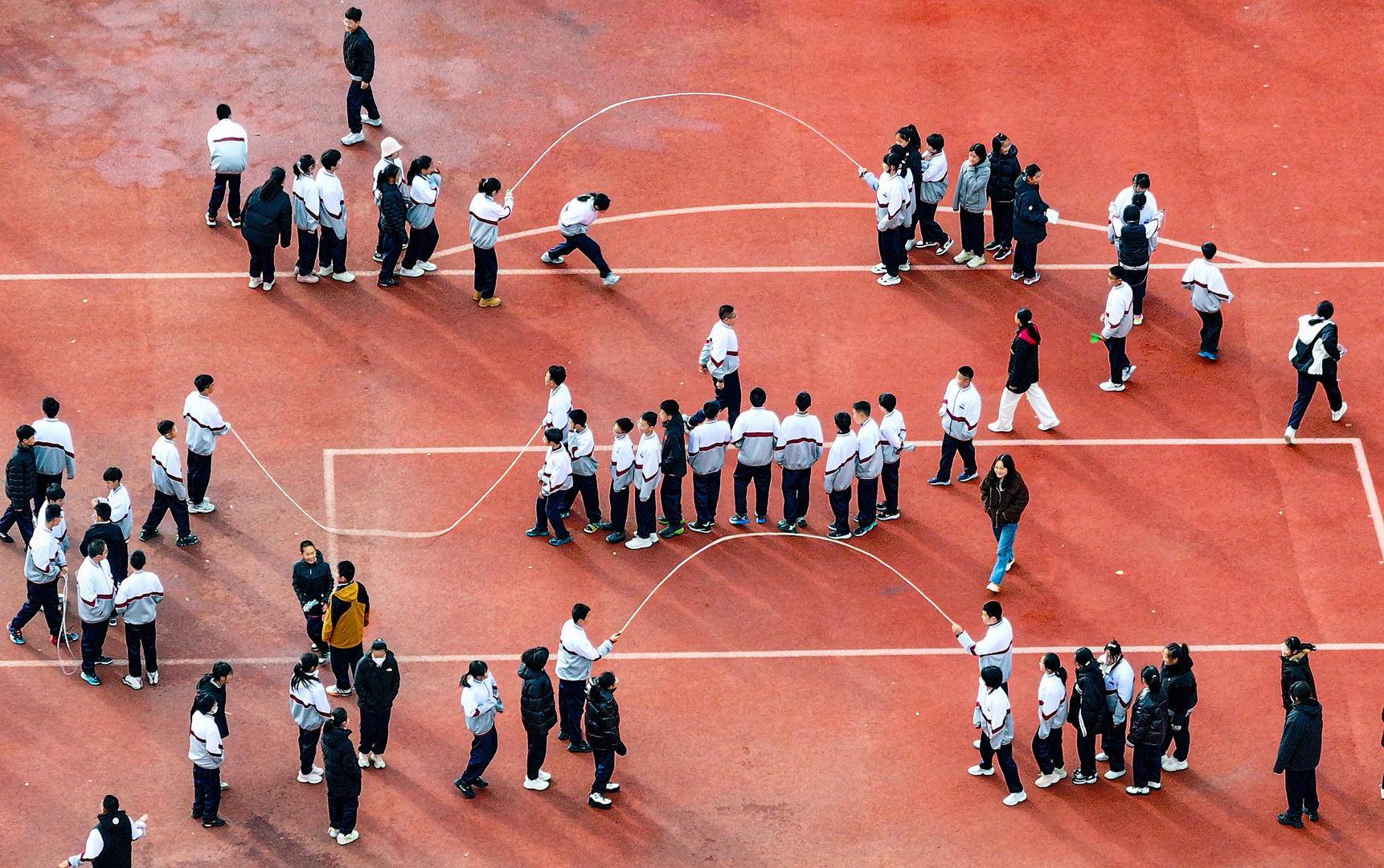 皇冠信用網登3代理申请
_评论丨让学生长期“拉不出屎”皇冠信用網登3代理申请
？怎能为了成绩连如厕都不自由