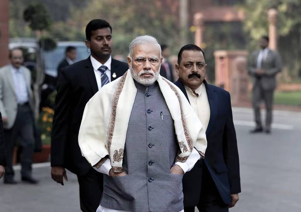 皇冠信用盘在线开户
_又打起来了!印军再次开火皇冠信用盘在线开户
,30多人被击毙,局势愈发严峻!