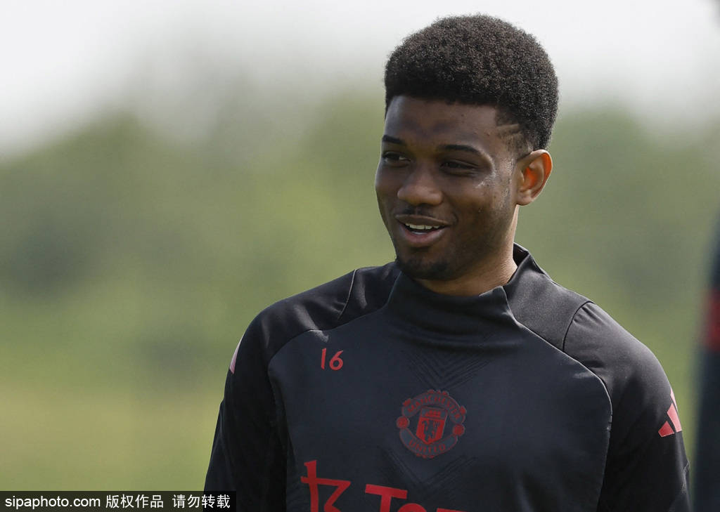 皇冠开户网址_曼联惊天豪购？曝红魔欲签皇马王牌贝林厄姆皇冠开户网址，他=新基恩+罗布森合体！