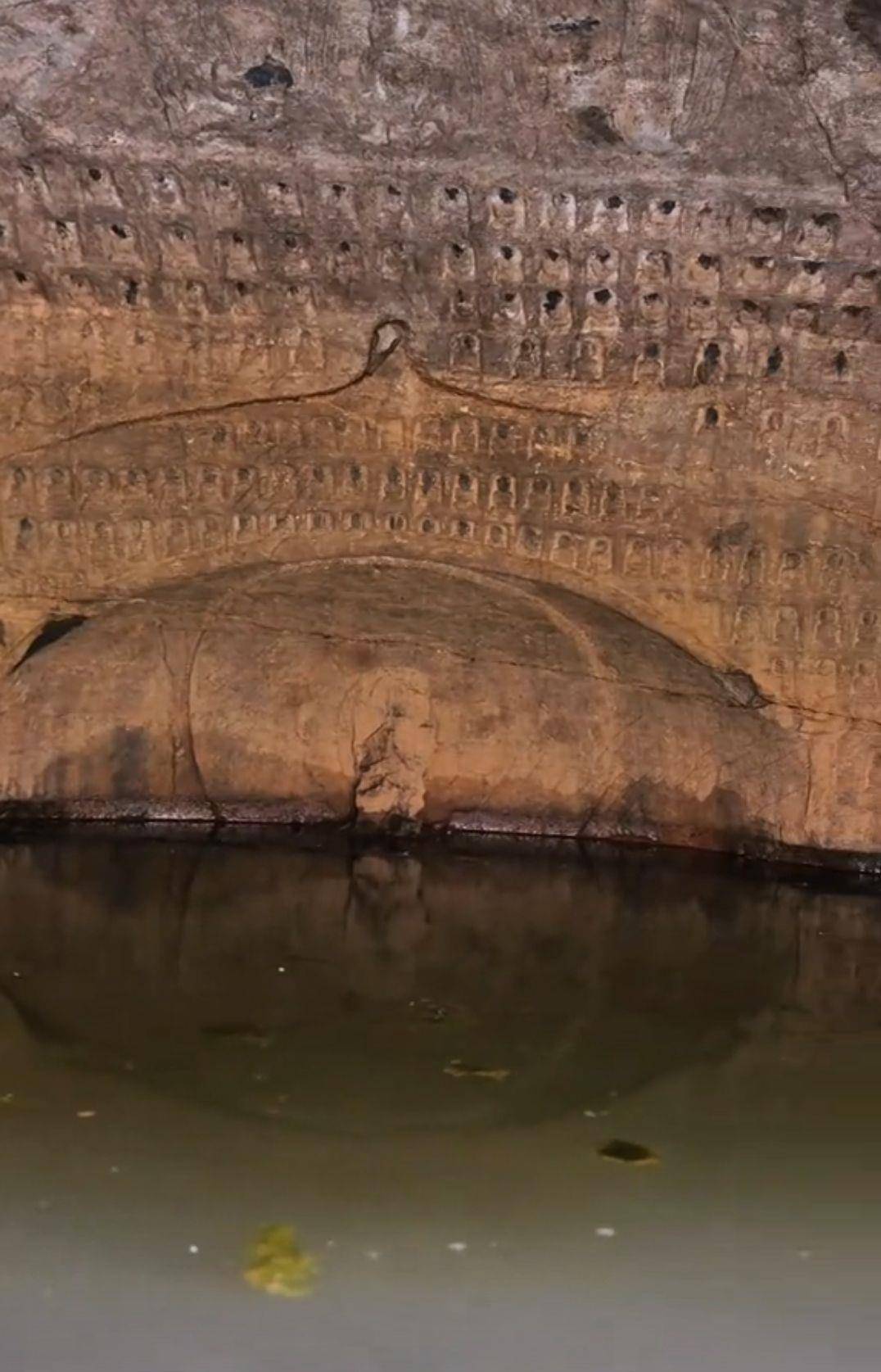 皇冠信用网出租足球
_河南鹤壁一水库水位下降惊现千佛石窟皇冠信用网出租足球
，石窟开凿于东魏内有1043尊石佛，水库管理方回应