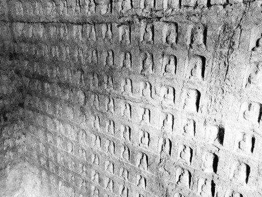 皇冠信用网出租足球
_河南鹤壁一水库水位下降惊现千佛石窟皇冠信用网出租足球
，石窟开凿于东魏内有1043尊石佛，水库管理方回应