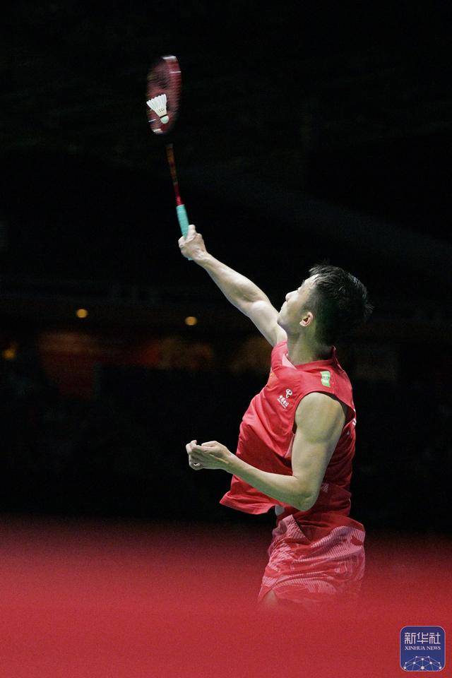 皇冠信用盘平台
_新加坡羽毛球公开赛:陆光祖晋级男单决赛