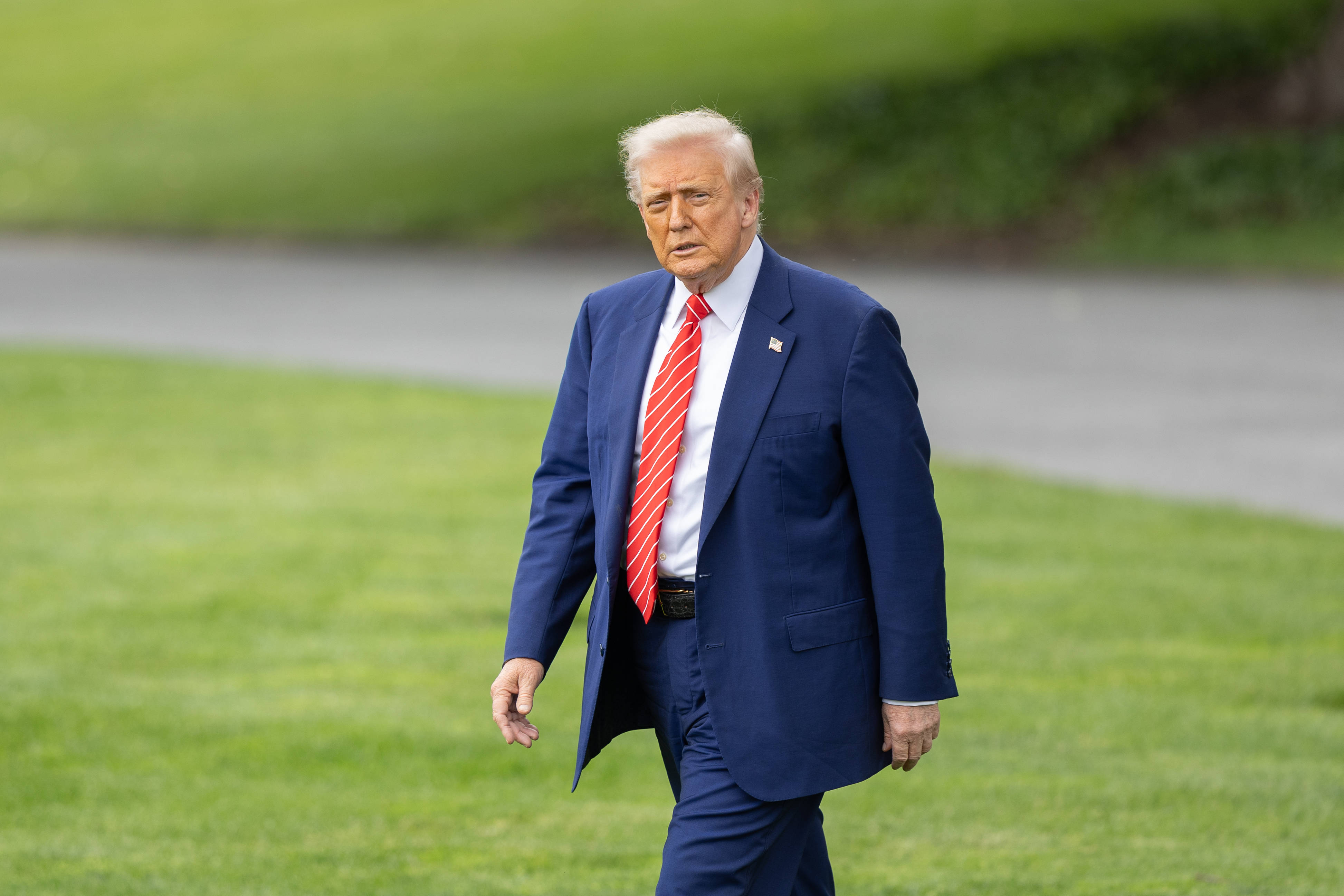 皇冠信用盘代理出租
_刚走一天就遭白宫“背刺” 马斯克：很失望