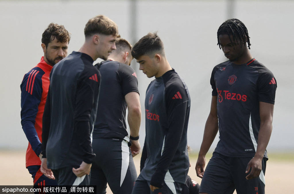 皇冠体育App下载
_贝克汉姆罕见发飙皇冠体育App下载
！怒斥曼联球员：你们不配穿红魔战袍！