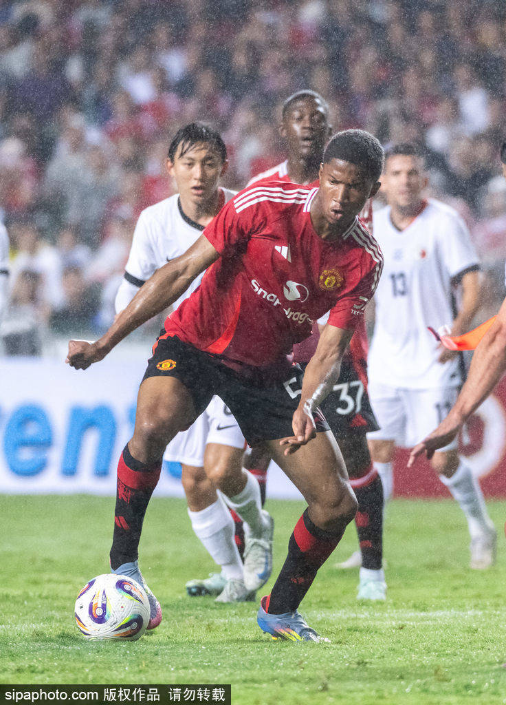 如何代理皇冠信用網
_曼联香港行口碑雪崩！主办方罕见开炮：水平太次如何代理皇冠信用網
，票房都卖不完！