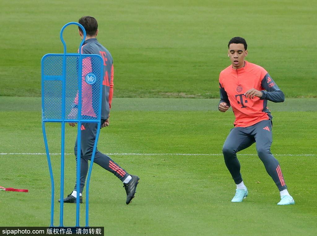 皇冠信用账号申请
_曝拜仁与莱奥密谈皇冠信用账号申请
！AC米兰索要1.75亿欧！孔帕尼的“钞能力”够吗？