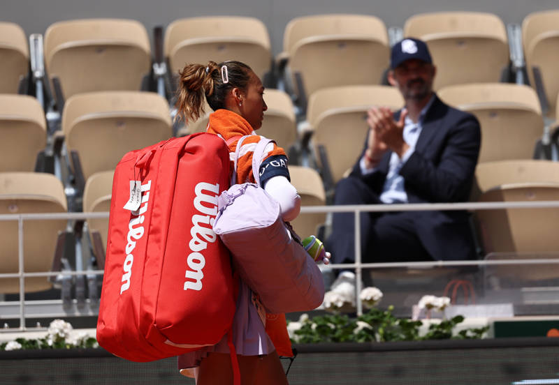 皇冠信用盘代理流程
_法网︱不敌萨巴伦卡后泪洒发布会皇冠信用盘代理流程
，郑钦文坦言需要时间消化这场失利