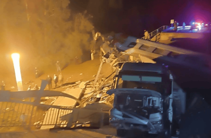 皇冠信用盘网址
_没有人会与“恐怖分子”谈判皇冠信用盘网址
！普京明确：俄方拒绝乌方至少30天停火协议