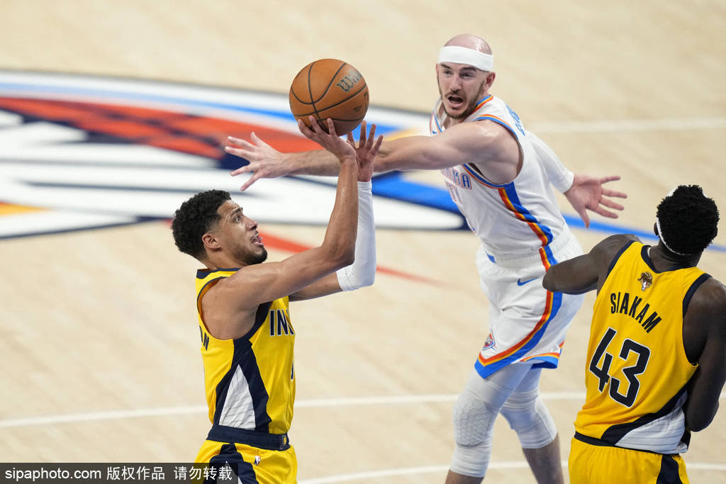 皇冠信用网账号
_揭秘皇冠信用网账号
!步行者主帅卡莱尔最后10秒说了啥?哈利伯顿听完就绝杀了雷霆!