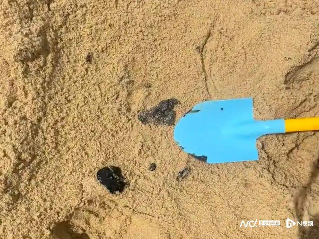 皇冠登3管理出租
_“擦都擦不掉”！多名网友反映深圳大梅沙现黑色油污皇冠登3管理出租
，味道刺鼻！官方回应