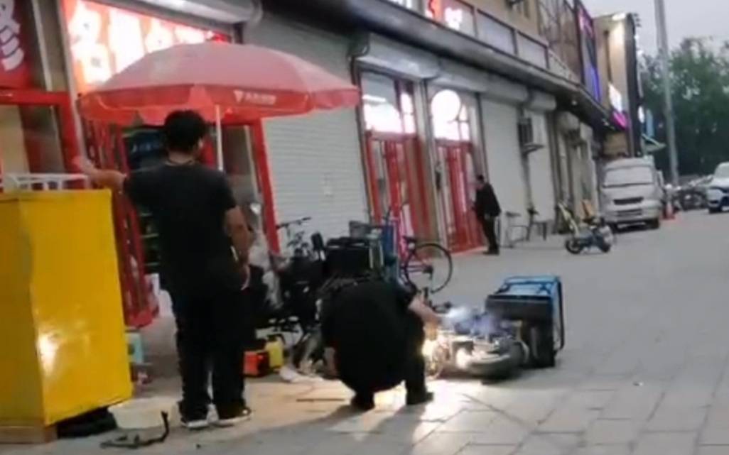 皇冠登3管理出租
_无证电焊电动自行车支架皇冠登3管理出租
，北京丰台一男子被拘留