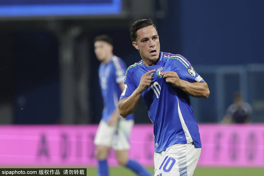 皇冠信用網登1
_斯帕莱蒂告别战皇冠信用網登1
！世预赛-坎比亚索建功 意大利2-0取首胜