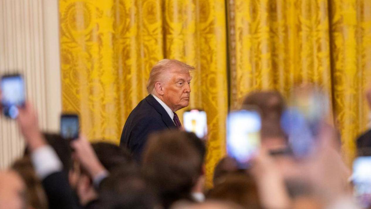 皇冠信用網代理
_特朗普通告全球皇冠信用網代理
，48小时内，要各国“交卷”？还威胁中国关闭市场