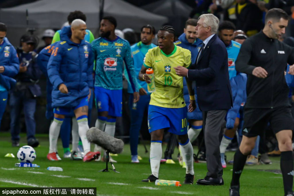 皇冠信用盘正网
_展望2026世界杯:C罗梅西谢幕战+巴西冲6星 意大利又缺席皇冠信用盘正网
?