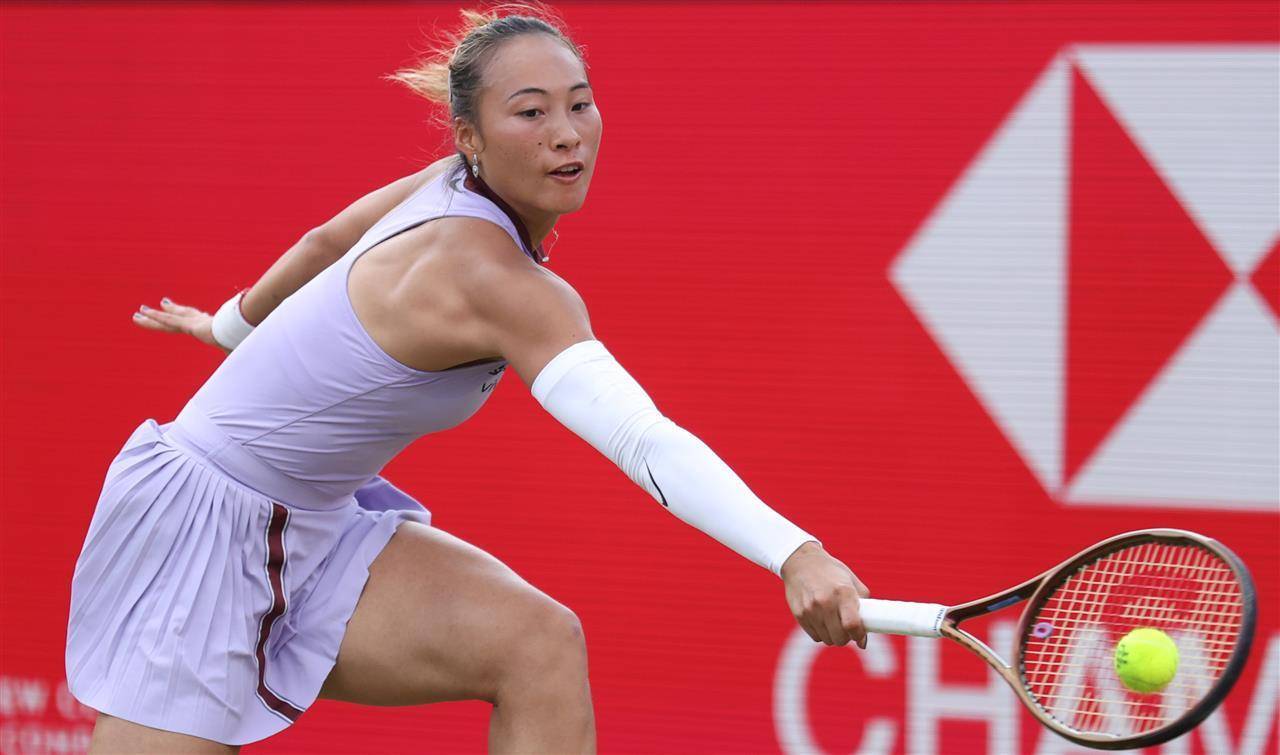 皇冠信用登2代理
_喜讯皇冠信用登2代理
！郑钦文淘汰前美网冠军首进草地赛四强！即时排名升至世界第四