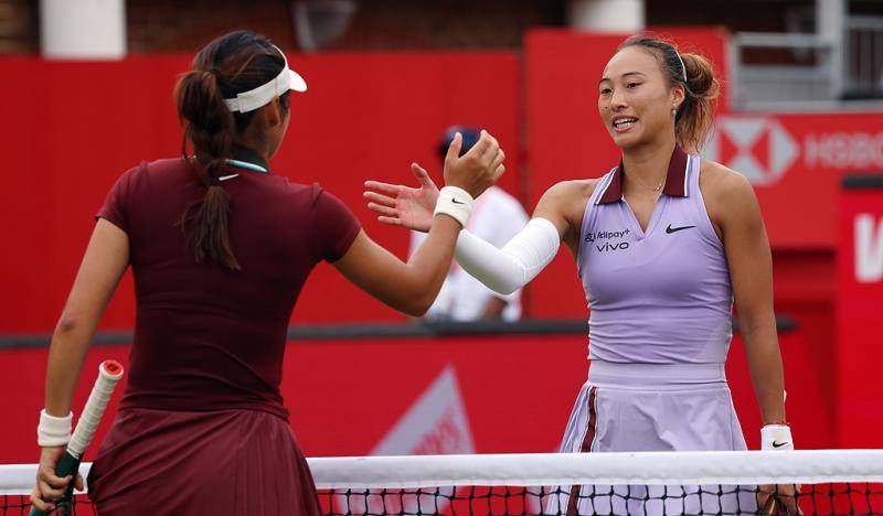 皇冠代理管理端
_WTA女王杯|郑钦文草地滑倒成“躺赢” 世界排名首进前四