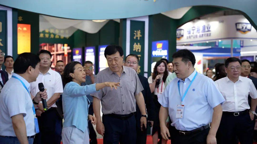 皇冠信用盘怎么开户
_福建省委副书记、福州市委书记郭宁宁等领导亲临渔博会天马科技展位视察指导皇冠信用盘怎么开户
！