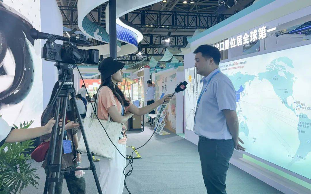 皇冠信用盘怎么开户
_福建省委副书记、福州市委书记郭宁宁等领导亲临渔博会天马科技展位视察指导皇冠信用盘怎么开户
！