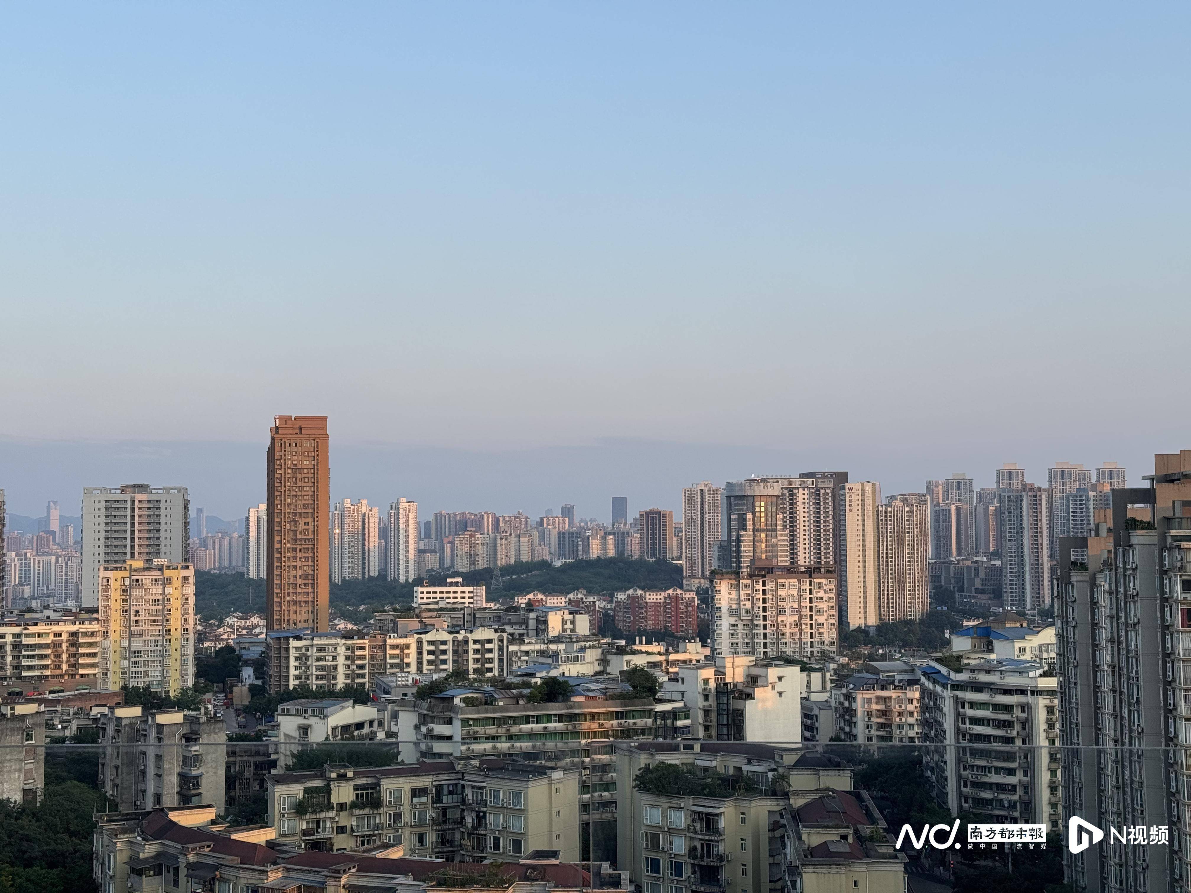 皇冠信用网登2代理
_解码中国经济第四城：重庆主城区十年卖房面积相当于5个澳门