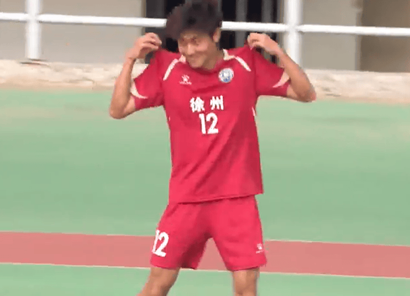 皇冠信用网如何注册
_苏超观察|徐州1：0绝杀镇江：最简单的热爱带来最纯粹的胜利