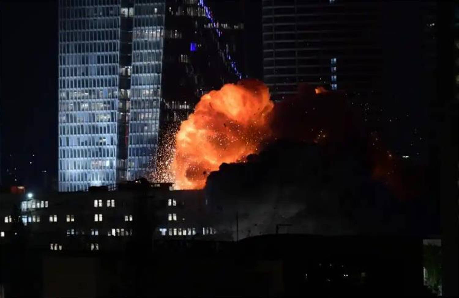 皇冠信用登2代理网址
_总司令死亡皇冠信用登2代理网址
,副司令死亡,总参死亡,伊朗真惨,特朗普预言实现了