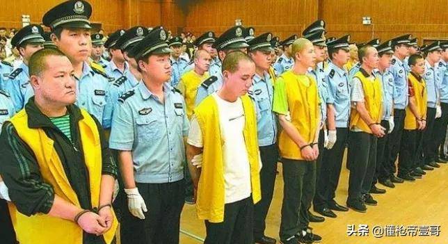 本菲卡足球
_“这瓜保熟吗”爆红网络本菲卡足球
，电视剧《征服》黑老大原型竟是他